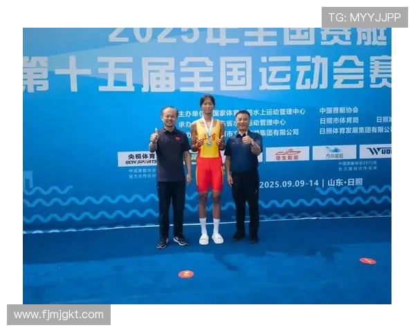 全运会跳水男团双人十米台运动员全力训练备战展现坚韧拼搏精神 全运会跳水男团双人十米台运动员全力训练备战展现坚韧拼搏精神