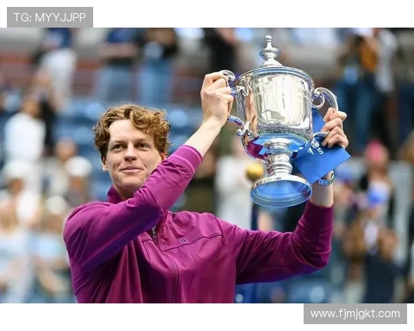 辛纳夺得巴黎大师赛冠军 重返世界第一再创辉煌