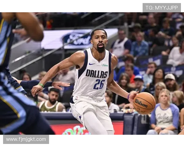 灰熊主场力克独行侠止住四连败 展现顽强韧劲回归胜轨